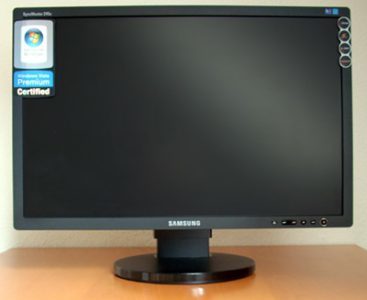 Samsung 245b Monitor Samsung 245b Front1