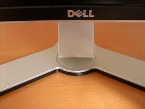 Dell 2407wfp Hc Monitor Dell2407wfphc Front3