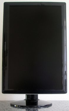 Hyundai W241d Monitor Hyundai W241d Pivot Vorne