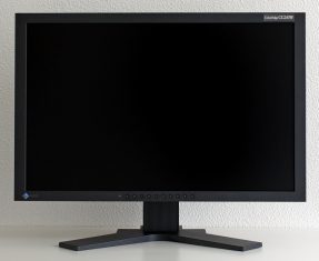 Eizo Cg243w Monitor Eizo Cg243w Vorneunten