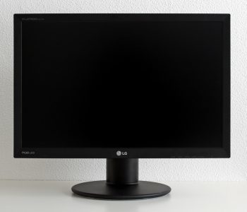 Lg Flatron W2420r Monitor Lg W2420r Front