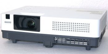 Sanyo Plc Wk2500 Beamer Vorne L