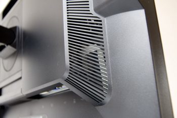 Hp Z24i Monitor LueftungDetail