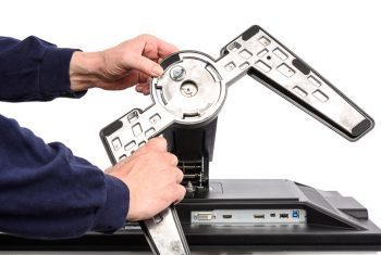 Benq Pv270 Monitor Montage 3