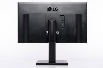 Ansicht des 27QD58P-B von hinten in der höchsten Stellung