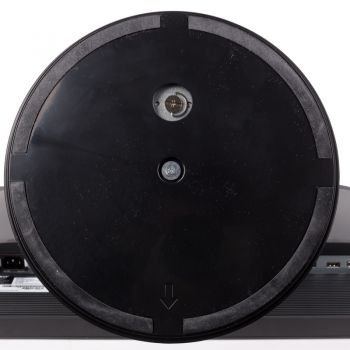 Verschraubung am Standfuß