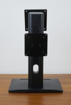 Monitorstandbein von hinten, mit aufgesteckter Montageplatte für Mini-PC oder Thin Client