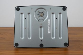 Monitorfuß von unten