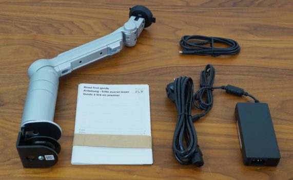 Lieferumfang des EIZO FLT