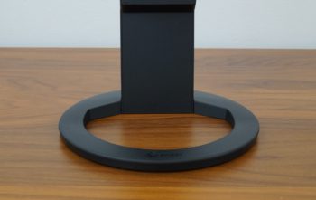 Dezenter, runder Monitorstandfuß